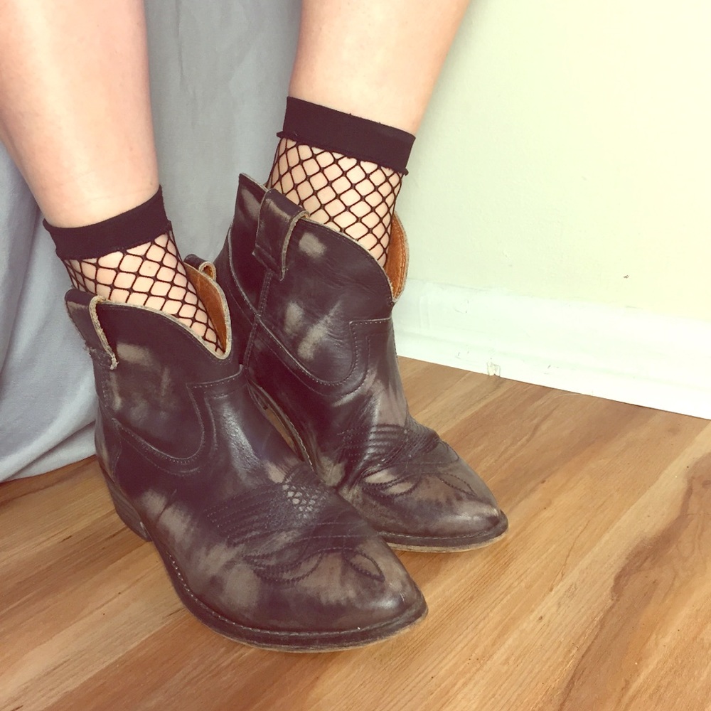 Ankle cowboy boots, size 38